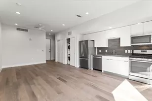1800 E 4th St, Austin, TX 78702 - Photo 3