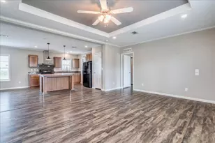 1098 Engelke Rd, Buda, TX 78640 - Photo 3