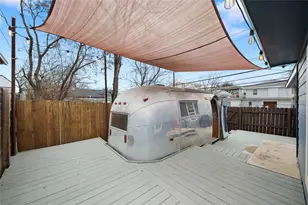 1191 Chicon St, Austin, TX 78702 - Photo 21