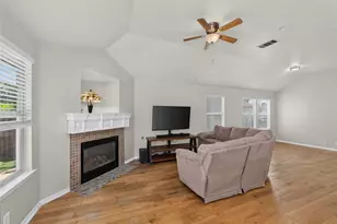 815 Lantana Ln, Leander, TX 78641 - Photo 5