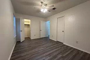 5927 Kevin Kelly Pl, Austin, TX 78727 - Photo 11