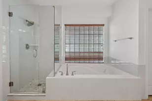 7804 Blue Lilly Dr, Austin, TX 78759 - Photo 19