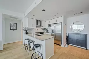 300 Bowie St, Austin, TX 78703 - Photo 5
