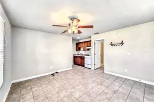 338 Trestle Tree, San Marcos, TX 78666 - Photo 7