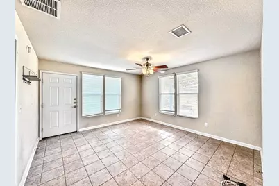 338 Trestle Tree #C, San Marcos, TX 78666 - Photo 5