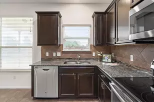 240 Foster Ln, Jarrell, TX 76537 - Photo 13