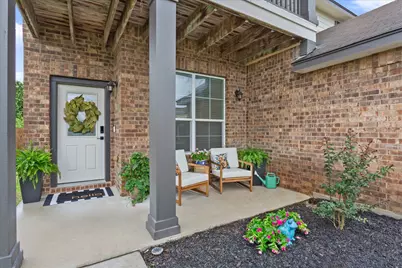 240 Foster Lane, Jarrell, TX 76537 - Photo 3