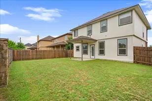 240 Foster Ln, Jarrell, TX 76537 - Photo 35