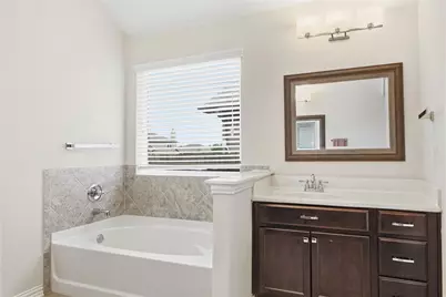 486 Pond View Pass, Buda, TX 78610 - Photo 33