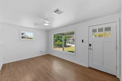 503 W Croslin Street, Austin, TX 78752 - Photo 5