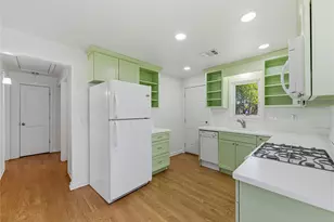 503 W Croslin St, Austin, TX 78752 - Photo 13