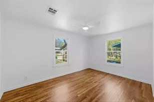 503 W Croslin St, Austin, TX 78752 - Photo 15