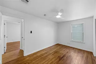 503 W Croslin St, Austin, TX 78752 - Photo 17