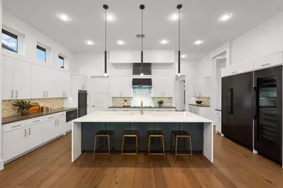 8312 Carranzo Drive, Austin, TX 78735 - Photo 11
