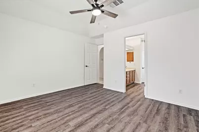 1202 Ivybridge Drive, Pflugerville, TX 78660 - Photo 9