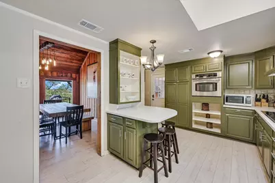 411 Whitetail Ridge Road, Dripping Springs, TX 78620 - Photo 11