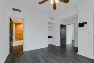 711 W 26th St, Austin, TX 78705 - Photo 13