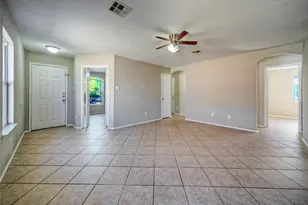 913 Dexter Dr, Leander, TX 78641 - Photo 5