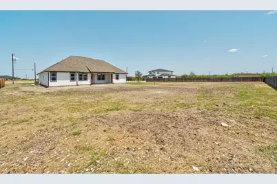 123 Bianca Circle, Del Valle, TX 78617 - Photo 27