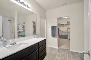 141 Hess Dr, Kyle, TX 78640 - Photo 17