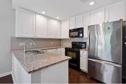 1748 Ohlen Road #22, Austin, TX 78757 - Photo 11