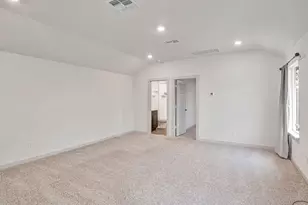 204 Big Sandy Creek Dr, Hutto, TX 78634 - Photo 11