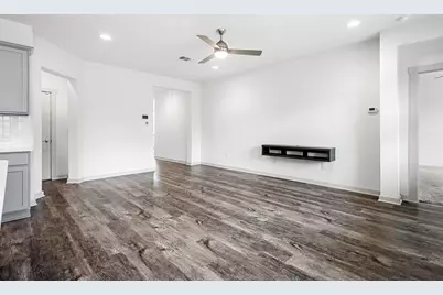 8025 City Top Boulevard, Austin, TX 78724 - Photo 13