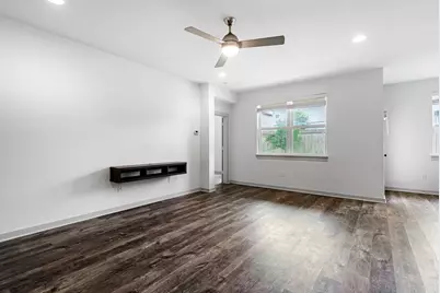 8025 City Top Boulevard, Austin, TX 78724 - Photo 15