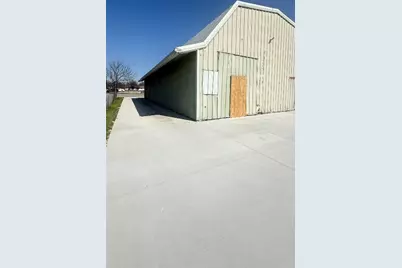 1425 N Main Street, Taylor, TX 76574 - Photo 7