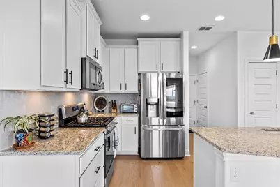 6201 Pine Leaf Trail, Austin, TX 78747 - Photo 11