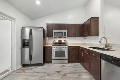 1411 Gracy Farms Lane #73, Austin, TX 78758 - Photo 7