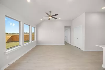 110 Divisadero Drive, Hutto, TX 78634 - Photo 7