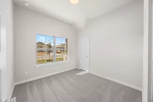 110 Divisadero Dr, Hutto, TX 78634 - Photo 25