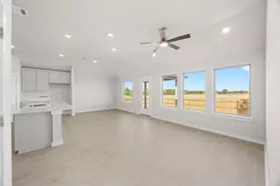 110 Divisadero Dr, Hutto, TX 78634 - Photo 7