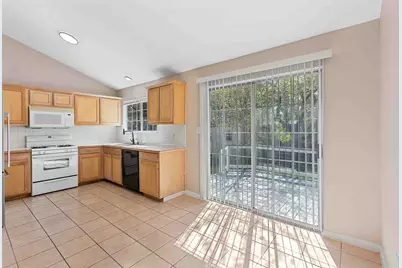 2003 Ramona Circle, San Marcos, TX 78666 - Photo 7