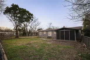 7305 Forest Wood Rd, Austin, TX 78745 - Photo 23