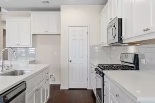 17228 Lathrop Ave, Pflugerville, TX 78660 - Photo 9