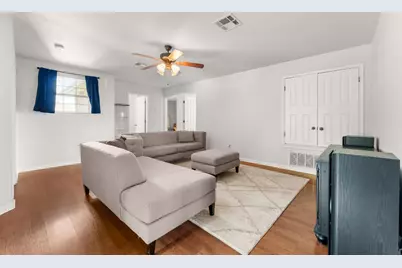 110 Stone Crest Boulevard, Buda, TX 78610 - Photo 17