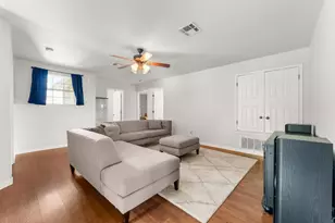 110 Stone Crest Blvd, Buda, TX 78610 - Photo 17