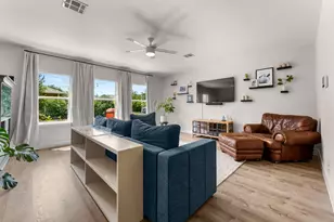 110 Stone Crest Blvd, Buda, TX 78610 - Photo 5