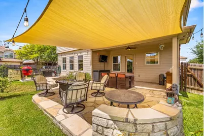 110 Stone Crest Boulevard, Buda, TX 78610 - Photo 23