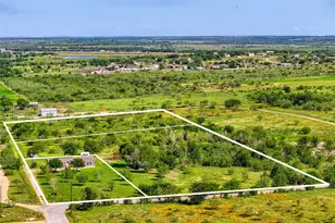 401 Graef Rd, Kyle, TX 78640 - Photo 3