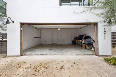 1011 E 12th Street, Austin, TX 78702 - Photo 29