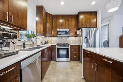 1011 E 12th Street, Austin, TX 78702 - Photo 5