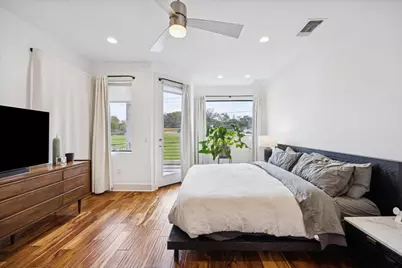 1011 E 12th Street, Austin, TX 78702 - Photo 1