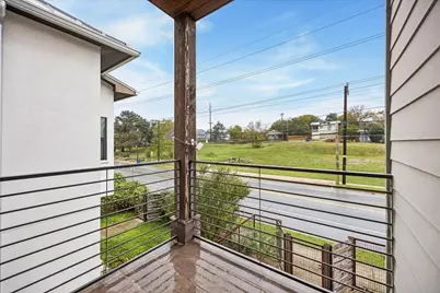 1011 E 12th Street, Austin, TX 78702 - Photo 17