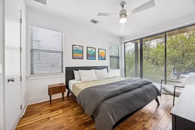 1011 E 12th Street, Austin, TX 78702 - Photo 21