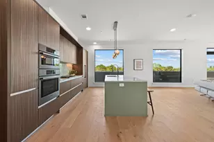2209 S 1st St, Austin, TX 78704 - Photo 13