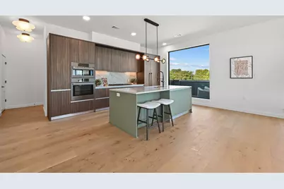 2209 S 1st Street #401, Austin, TX 78704 - Photo 9