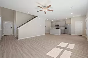 529 View Dr, Georgetown, TX 78628 - Photo 3